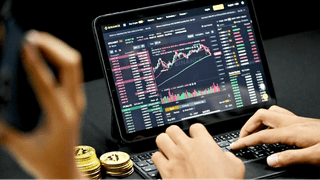 Panel de Vertián Wealth para el procesamiento de operaciones con latencia reducida y actualización de órdenes en tiempo real
